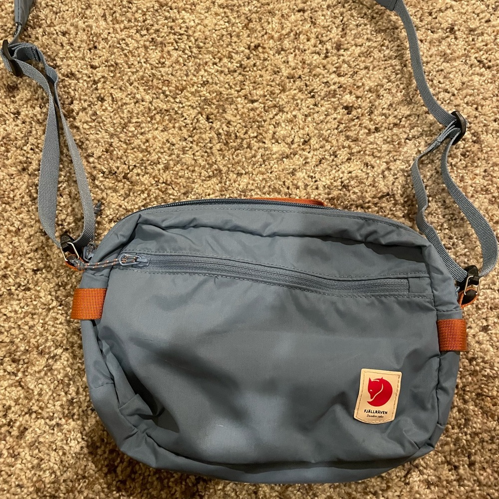 Fjallraven crossbody purse in blue. Great condition.